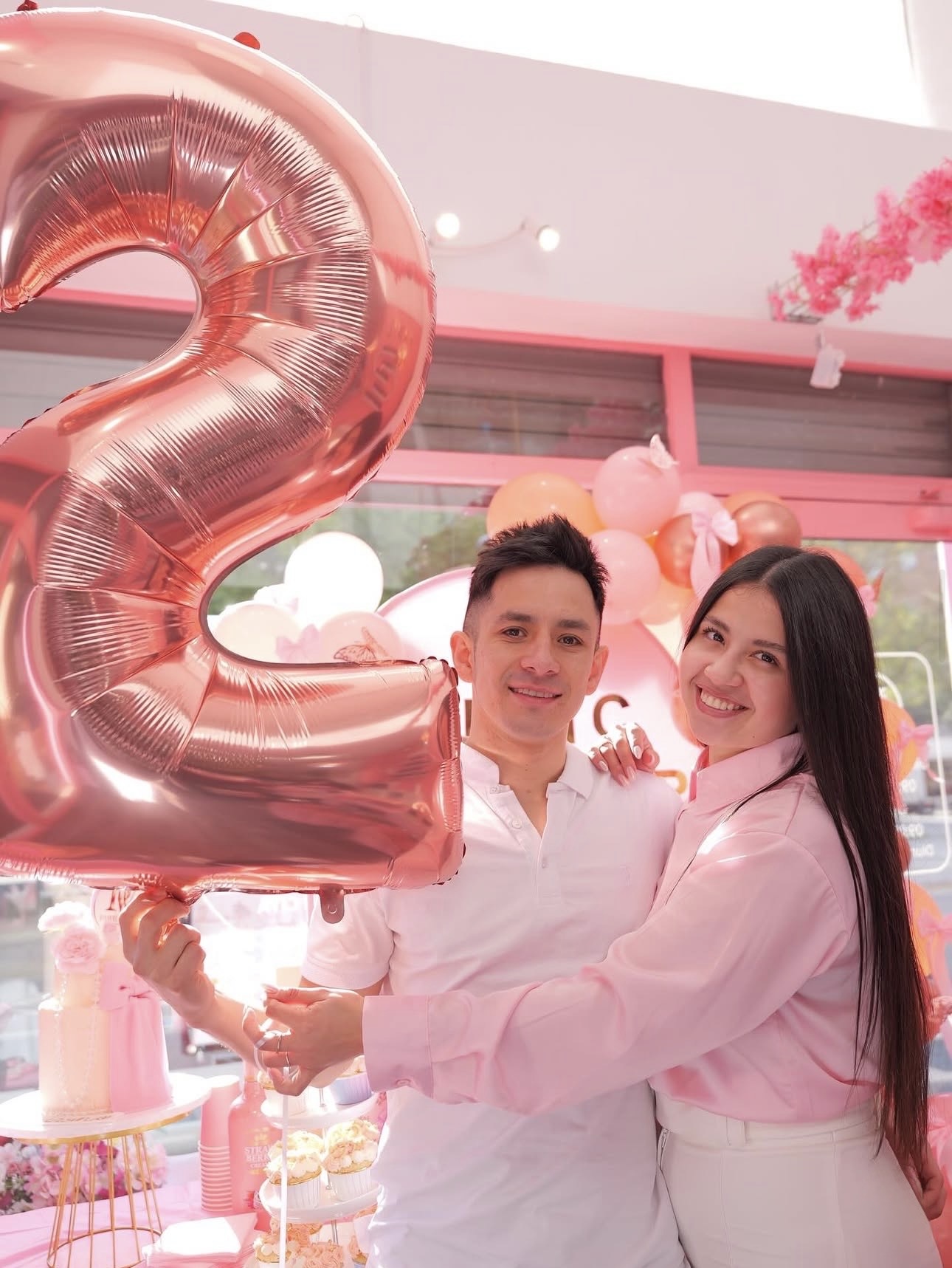 Celebración del segundo aniversario de Pawil Nails